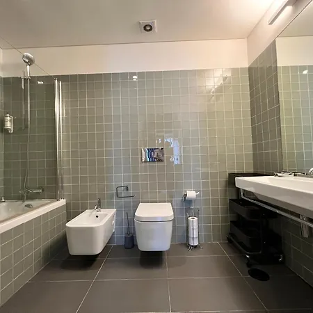 New - Sao Bento * Oporto